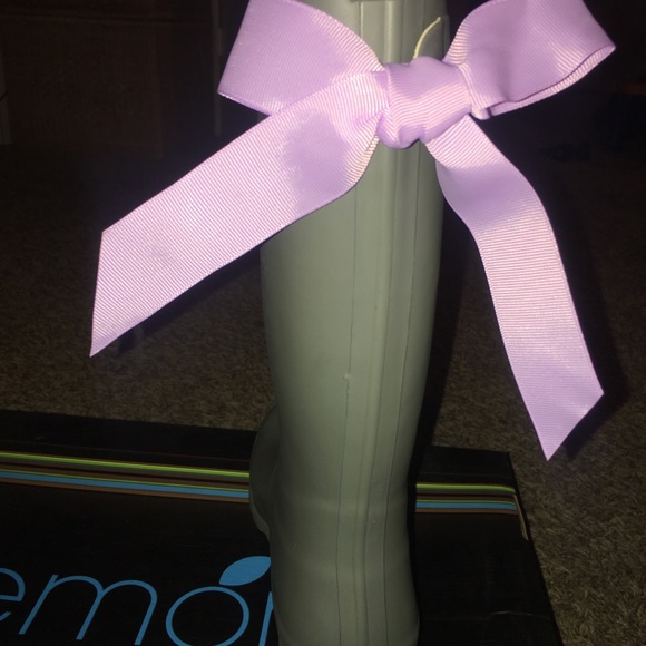 Lemon Rain Boots - Picture 5 of 7